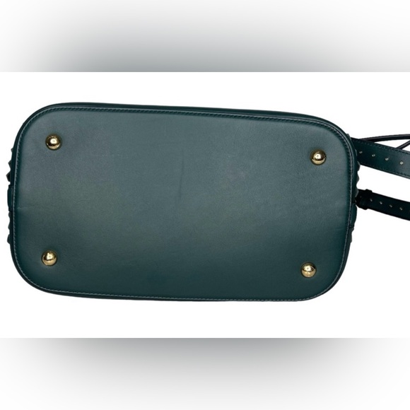 EUC Salvatore Ferragamo Like New Dark Green Sandy Bucket bag. Truly Exquisite!!! - Picture 5 of 8